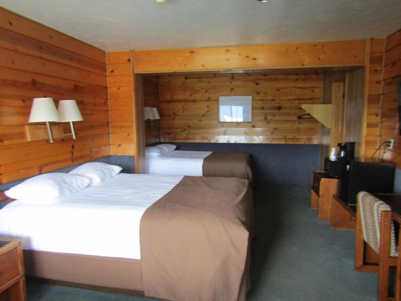 Captain'S Choice Motel Haines Zewnętrze zdjęcie
