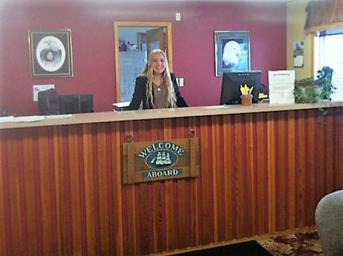 Captain'S Choice Motel Haines Zewnętrze zdjęcie
